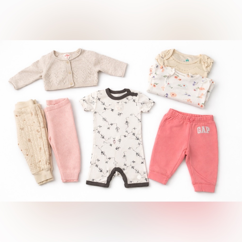 SIZE 6 MONTHS - Baby Girl Clothing Bundle 🩷✨